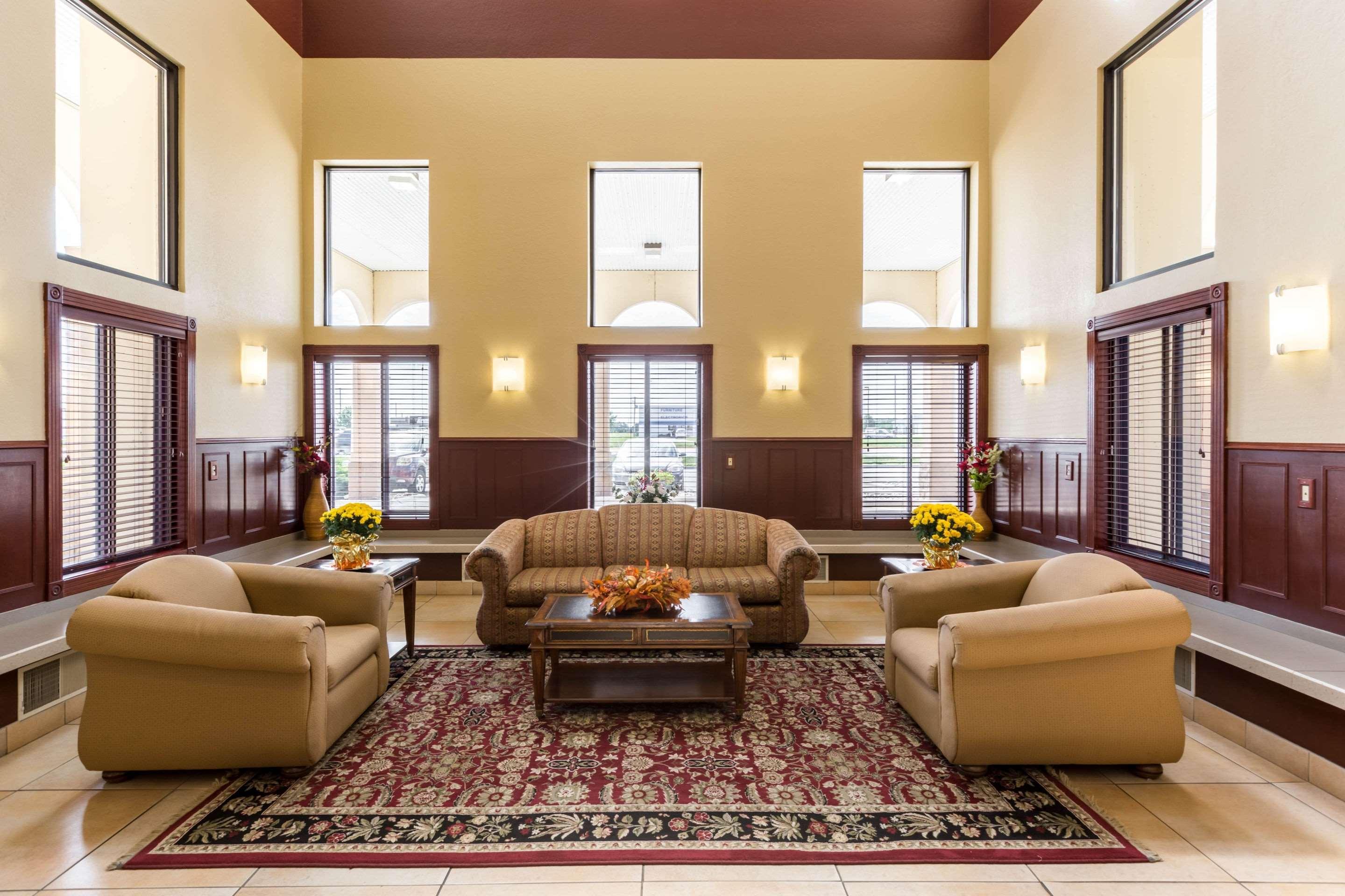 נורפולק Rodeway Inn מראה חיצוני תמונה