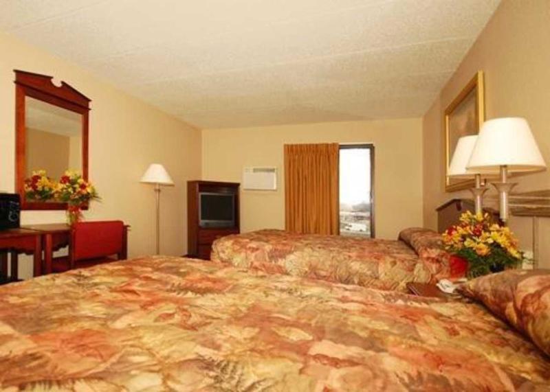 נורפולק Rodeway Inn מראה חיצוני תמונה